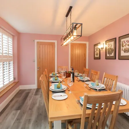 Hazelnut Nyaraló Windermere